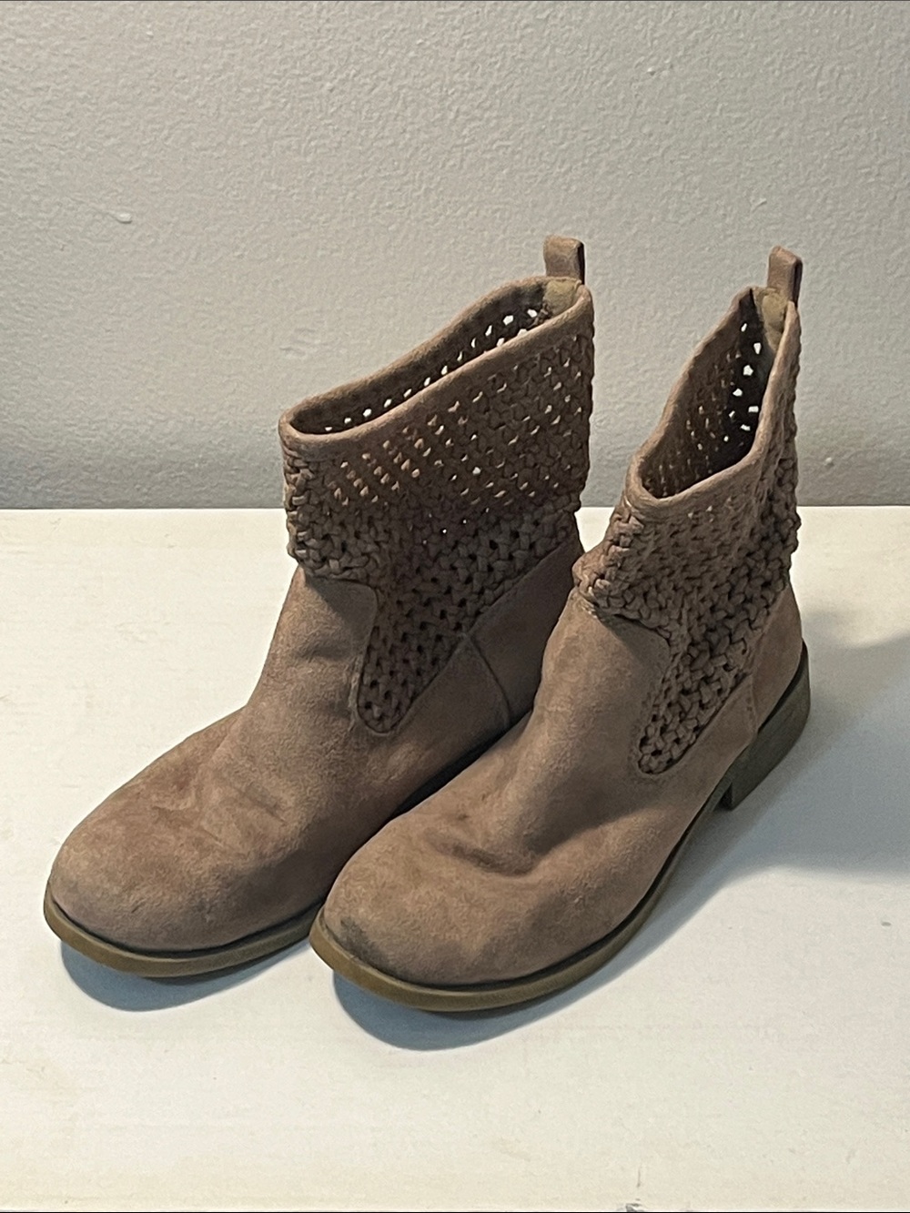 Mudd Taupe Suede Knit-Trim Ankle Boots